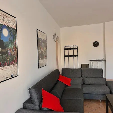 Spazioso A Due Passi Dal Centro Appartement *